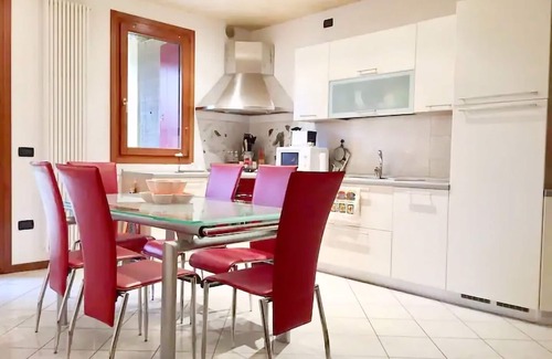 Caerano di San Marco Appartement | Apartment with garden in quiet and strategic location