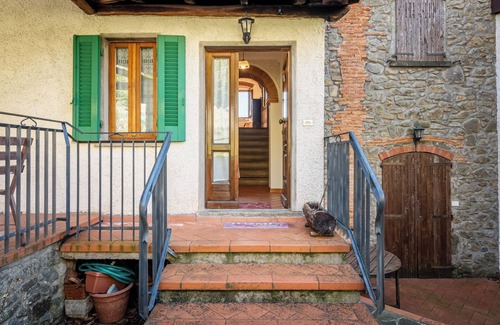 San Marcello Piteglio Appartement | Appartement "Casa Claire" avec vue sur montagne, terrasse privée et jardin privé