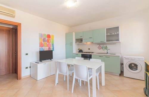 Porto Pozzo Appartement | Appartement "I Mirti di Porto Pozzo" près de la plage avec vue sur mer, jardin et terrasse