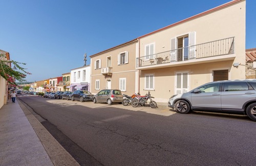 Santa Teresa di Gallura Appartement | Appartement 'Elegant House in the Centre' avec balcon, Wi-Fi et climatisation