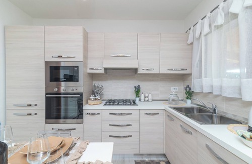 Santa Teresa di Gallura Appartement | Appartement 'Trilo Nina' avec terrasse privée, jardin privé et climatisation
