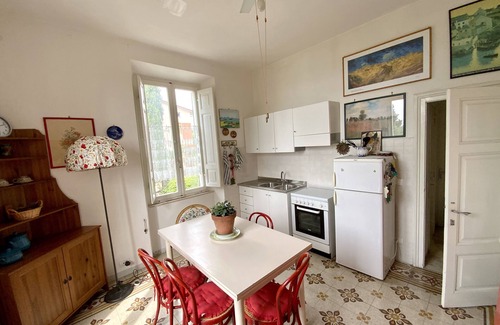 Tuoro sul Trasimeno Maison | Apartment in period villa Trasimeno Lake view