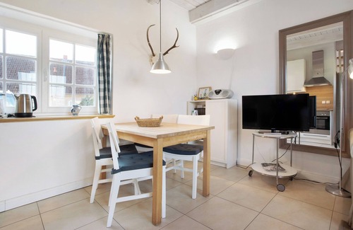 Dalwitz Appartement | Appartement "Jägerkate" avec terrasse privée, jardin partagé et Wi-Fi