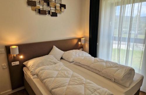 Svinna Appartement | Apartment Javorná Lodge by Interhome