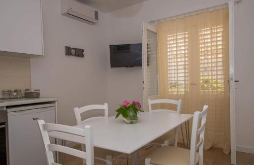 Bili brig Appartement | Apartment Jelena