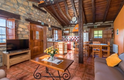 Villacarriedo Appartement | Appartement 'Juntana 2' avec vue sur les montagnes, terrasse partagée et Wi-Fi
