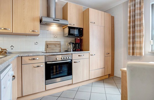 Sundhagen Appartement | Appartement 'K Schröder' avec terrasse privée, jardin privé et Wi-Fi