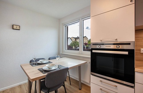 Wehr Appartement | Appartement "K5" avec terrasse privée, jardin partagé et Wi-Fi