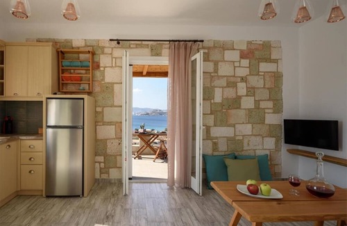 Kimolos Appartement | Appartement "Kalamitsi View" avec terrasse privée, Wi-Fi et climatisation