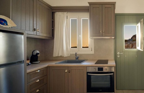 Kimolos Appartement | Appartement "Kalamitsi View 2" avec terrasse privée, Wi-Fi et climatisation