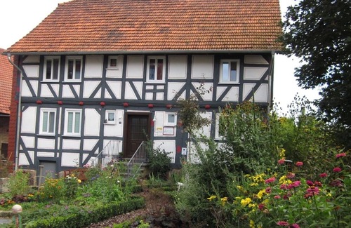 Gudensberg Appartement | Apartment 'Kammer' with Shared Terrace, Shared Garden and Wi-Fi