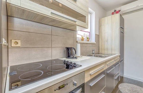 Cancini Appartement | Appartement 1 Chambre Kardumovic I Violet au Rez-de-Chaussée
