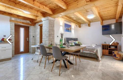 Bibici Appartement | Apartment Karlo, Heated pool, private parking