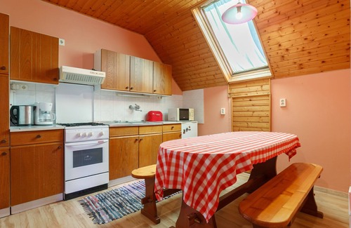 Balatonkeresztur Appartement | Appartement Keszeg by Interhome