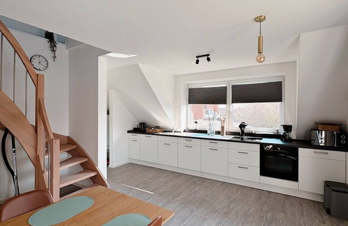 Neuharlingersiel Appartement | Apartment KÖÖK IV Küstentraum - modern, balcony, close to the beach, maisonette