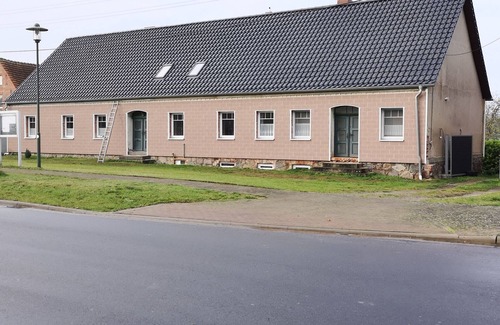 Plattenburg Appartement | Apartment 'Koppelblick' with Private Terrace, Shared Garden and Wi-Fi
