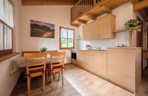 Bressanone Appartement | Appartement "Kreuzhof rechts" avec vue sur les montagnes, Wi-Fi, balcon et jardin