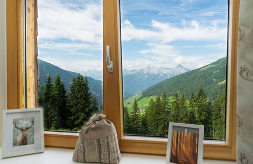 Navis Appartement | Apartment Kreuzjoch 142 - Naviser Hütte