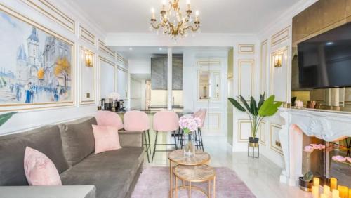 Quartier du Gros-Caillou Appartement | Apartment Léon Bourgeois