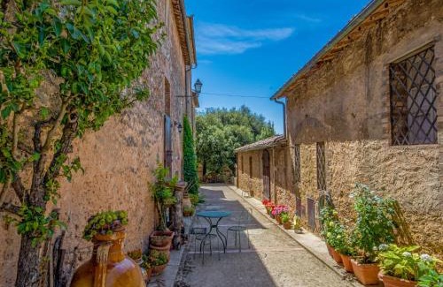 Simignano Appartement | Apartment L'Erika by Interhome