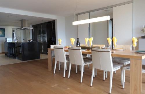 Montreux City Centre Appartement | Apartment L'Esplanade A3-8 by Interhome