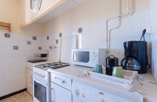 Banyuls-dels-Aspres Appartement | Apartment 'Les Albères' with Sea View, Wi-Fi and Air Conditioning