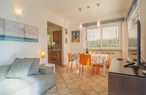 Cinquale Appartement | Apartment La casa di Alice by Interhome