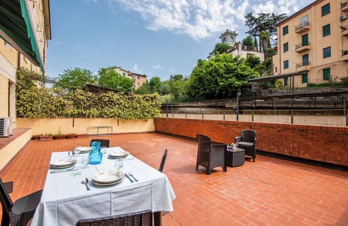Siena Appartement | Apartment 'La Casa Di Nonna - Siena' with Private Terrace, Wi-Fi and Air Conditioning
