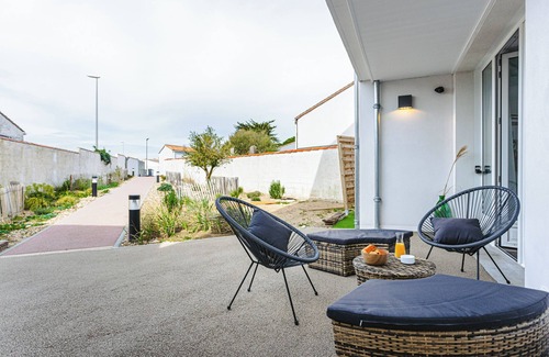 Rivedoux-Plage Appartement | Appartement 'La Dune, Appart Familial Vue Mer' avec vue sur mer, terrasse privée et Wi-Fi