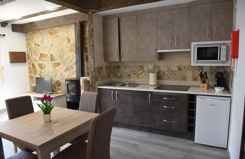 Chiclana de Segura Appartement | Appartement 'La Teja 3' avec vue sur les montagnes, Wi-Fi et climatisation