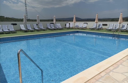 Chiclana de Segura Appartement | Appartement 'La Teja 4' avec vue sur les montagnes, Wi-Fi et climatisation