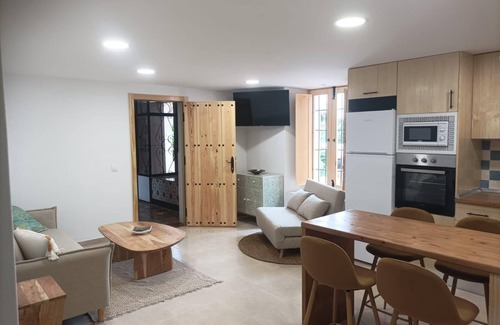 Chiclana de Segura Appartement | Appartement 'La Teja 8' avec vue sur les montagnes, Wi-Fi et climatisation