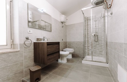 Carbonia Appartement | Appartement "La Foresteria di Mony e Ale" avec balcon et climatisation