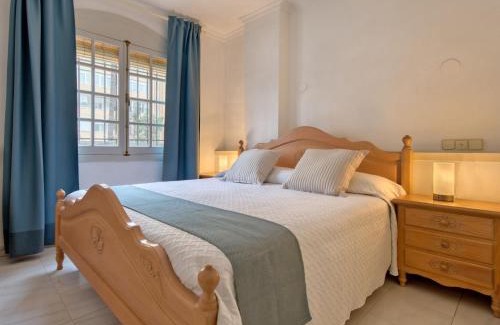 Platja de l'Arenal Appartement | Apartment La Isla-1 by Interhome