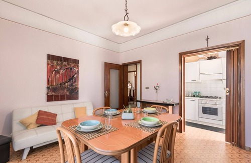 Sandra Appartement | Appartement 'La Maison De Mely' avec terrasse privée, Wi-Fi et climatisation
