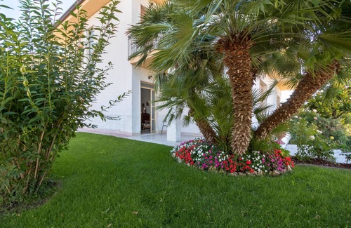 Sandra Appartement | Appartement 'La Maison De Mely' avec terrasse privée, Wi-Fi et climatisation