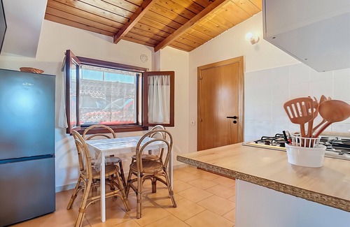 Montincello Appartement | Apartment 'La Mignola - Trilo 4' with Shared Garden, Wi-Fi and Air Conditioning