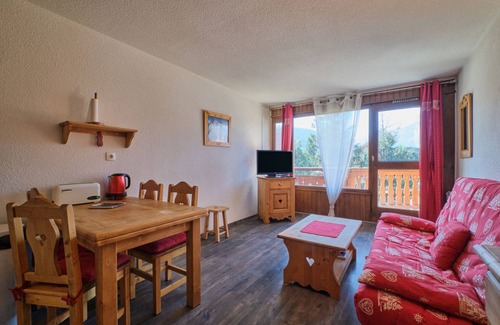 Les Deux Alpes Appartement | Appartement "La Montagne" avec vue sur les montagnes, balcon et Wi-Fi