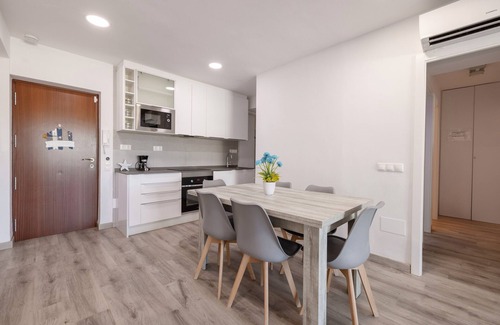 La Pineda Appartement | Appartement 'La Pineda' avec vue sur la mer, Wi-Fi et climatisation