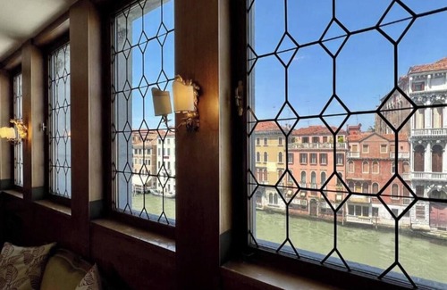 Santa Croce Appartement | Apartment Lagoon with a view of the Grand Canal