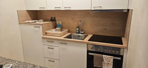 Izola Appartement | Apartment Laguna 40 with covered parking