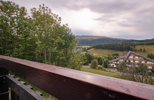 Gresse-en-Vercors Appartement | Apartment 'Le Serpaton' with Mountain View and Balcony