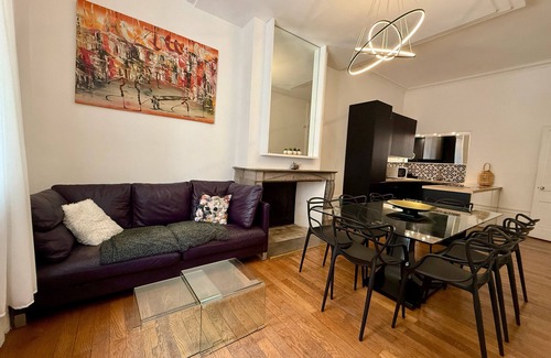 Besancon Old Town Appartement | Apartment 'Le Granvelle' with Wi-Fi