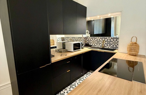Besancon Old Town Appartement | Apartment 'Le Granvelle' with Wi-Fi