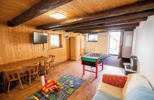 Valles Appartement | Appartement "Lechnerhof Wilde Kreuzspitze" Près de la station de ski et Wi-Fi