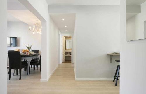 Sant Marti de Provencals Appartement | Apartment Leonor