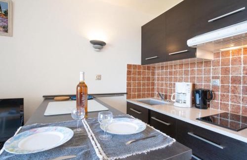 La Madrague Appartement | Apartment Les Aigues Marines-58 by Interhome