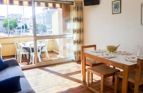 Port Rive Gauche Appartement | Apartment Les Méridiennes by Interhome