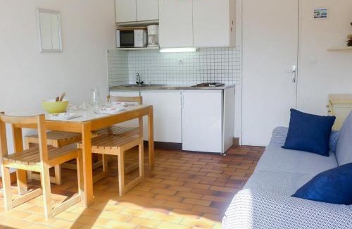 Port Rive Gauche Appartement | Apartment Les Méridiennes by Interhome