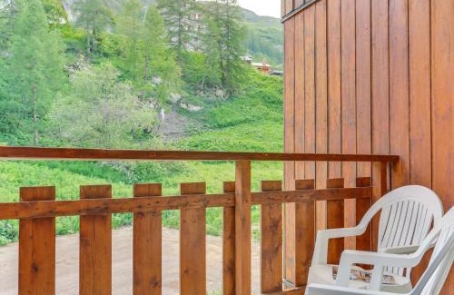 Les Boisses Appartement | Apartment Les Olympiques - Tignes 1800-10 by Interhome